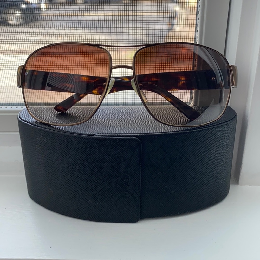 Men’s Prada sunglasses with case